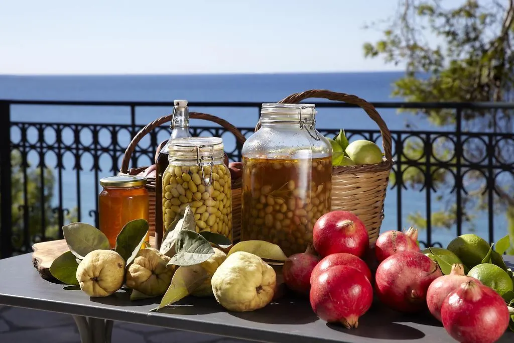 Avra Private Suites Lassi