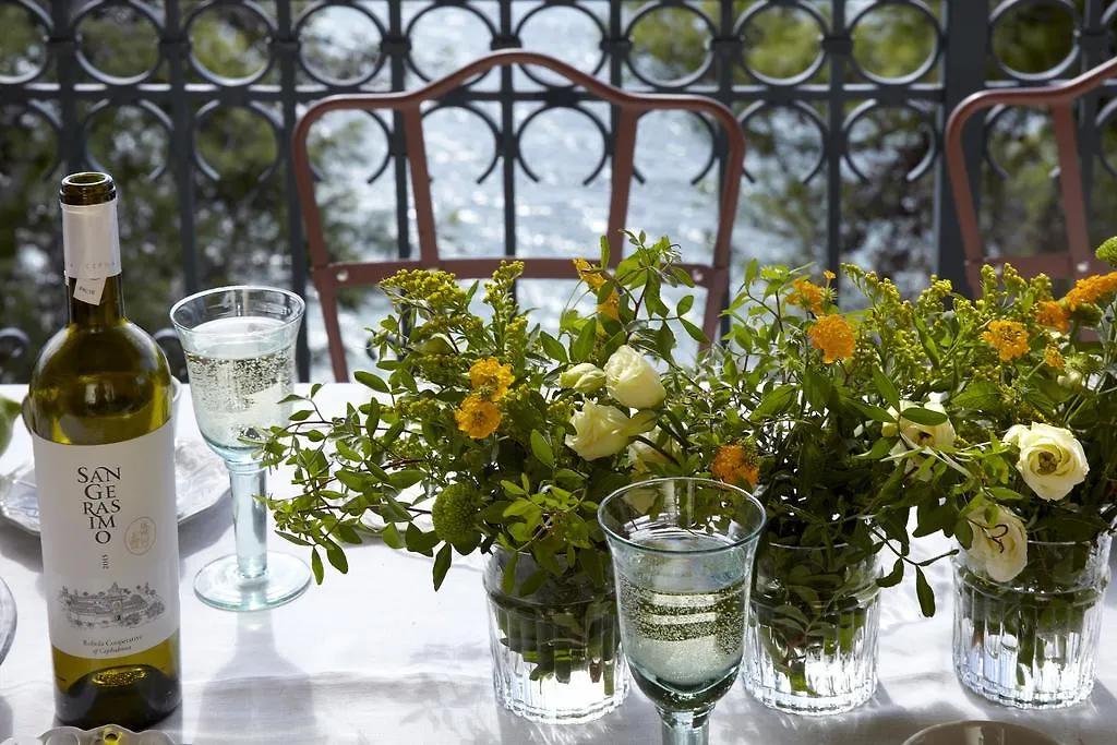 Avra Private Suites Lassi  Greece