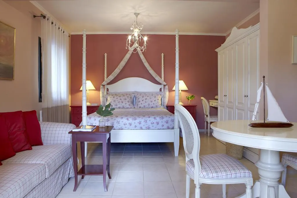Avra Private Suites Lassi  Apartment