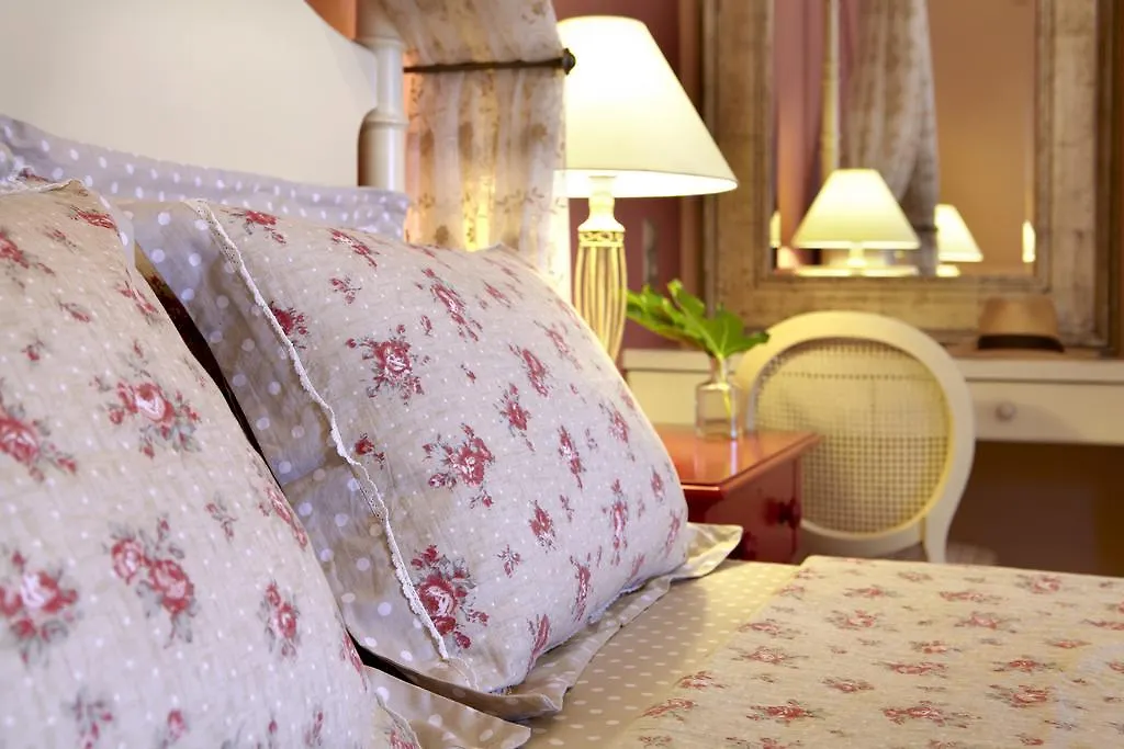 Avra Private Suites Lassi