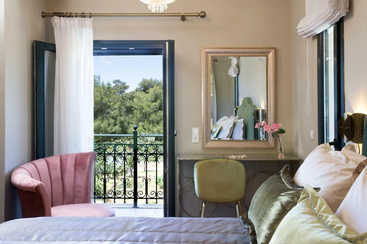 Avra Private Suites Lassi  Grekland